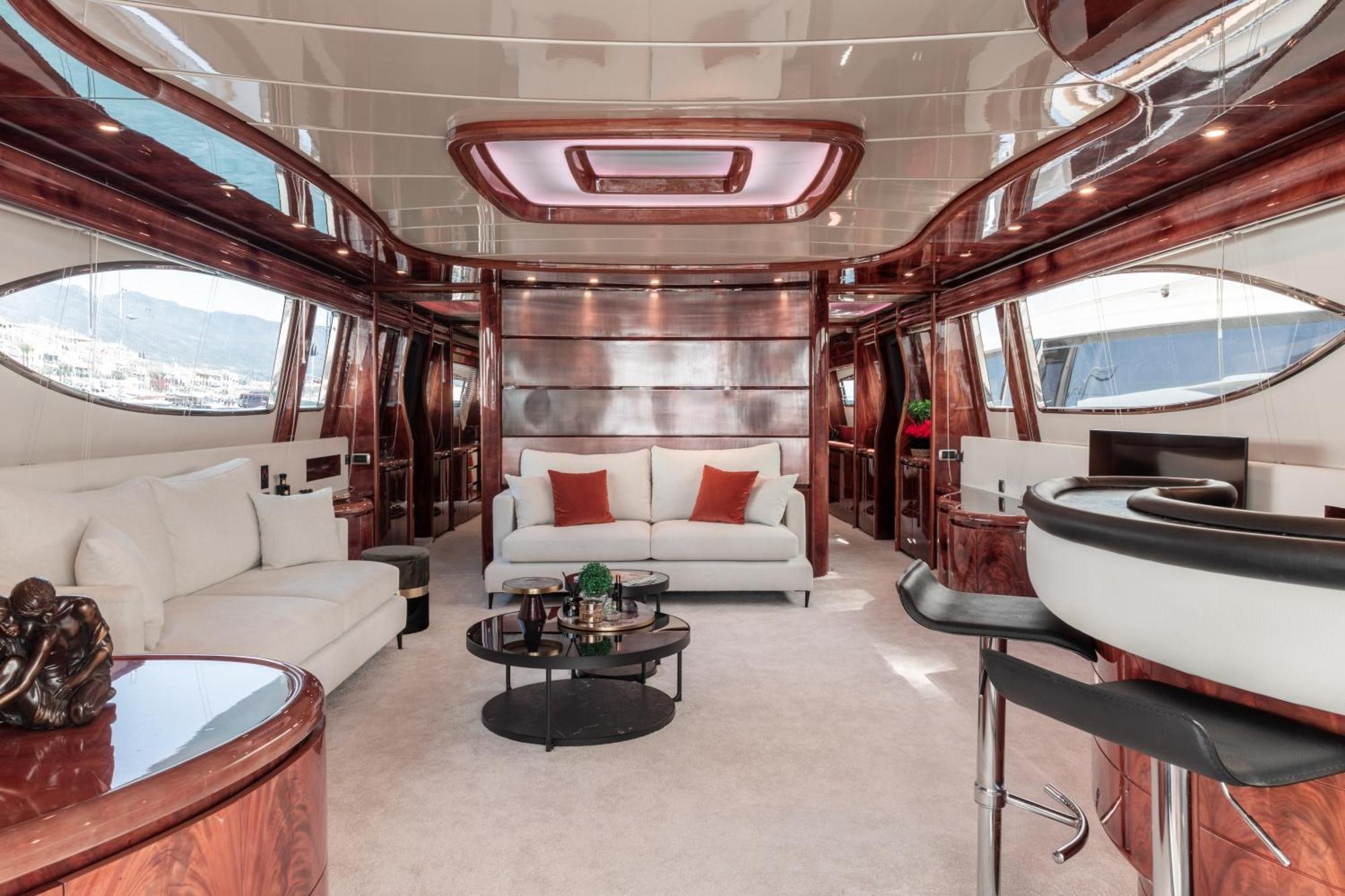 Hotel Super Yacht Located In Puerto Banus Marbella Exterior foto