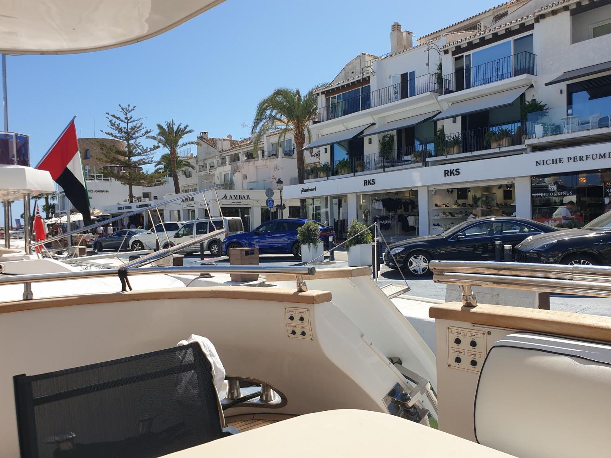 Hotel Super Yacht Located In Puerto Banus Marbella Exterior foto